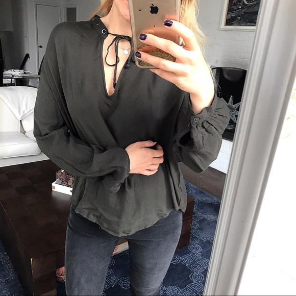 Cloth & Stone Tops - CLOTH & STONE Olive Green Loose Blouse 